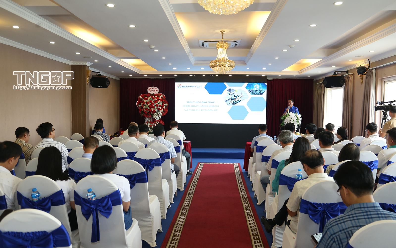 Ra mắt giải pháp kiểm soát phương tiện và thu phí ETC tại bến xe